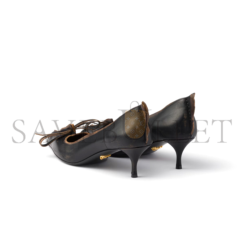 Pra*a antiqued leather pumps 1i208o